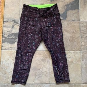 Athleta Lightning City Lights Capri